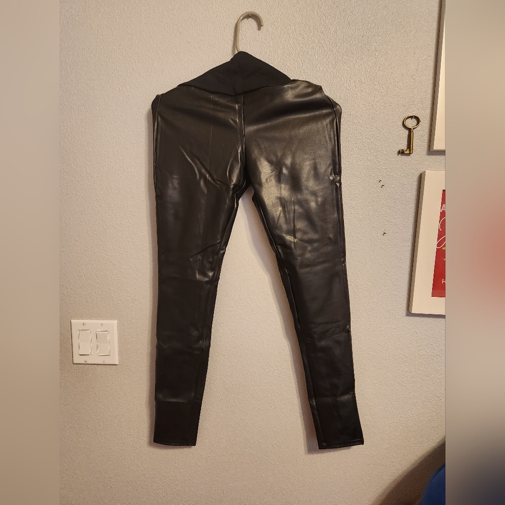 SPANX Assets Faux Leather leggings size M new no tag